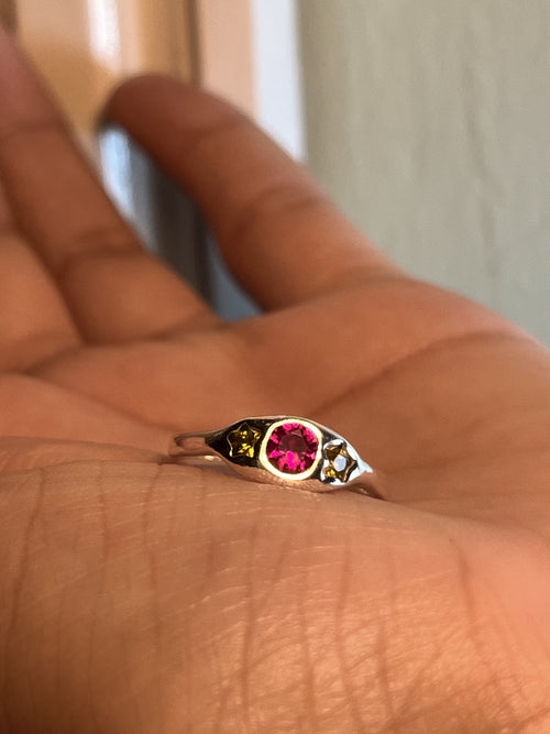 Anillo Magenta